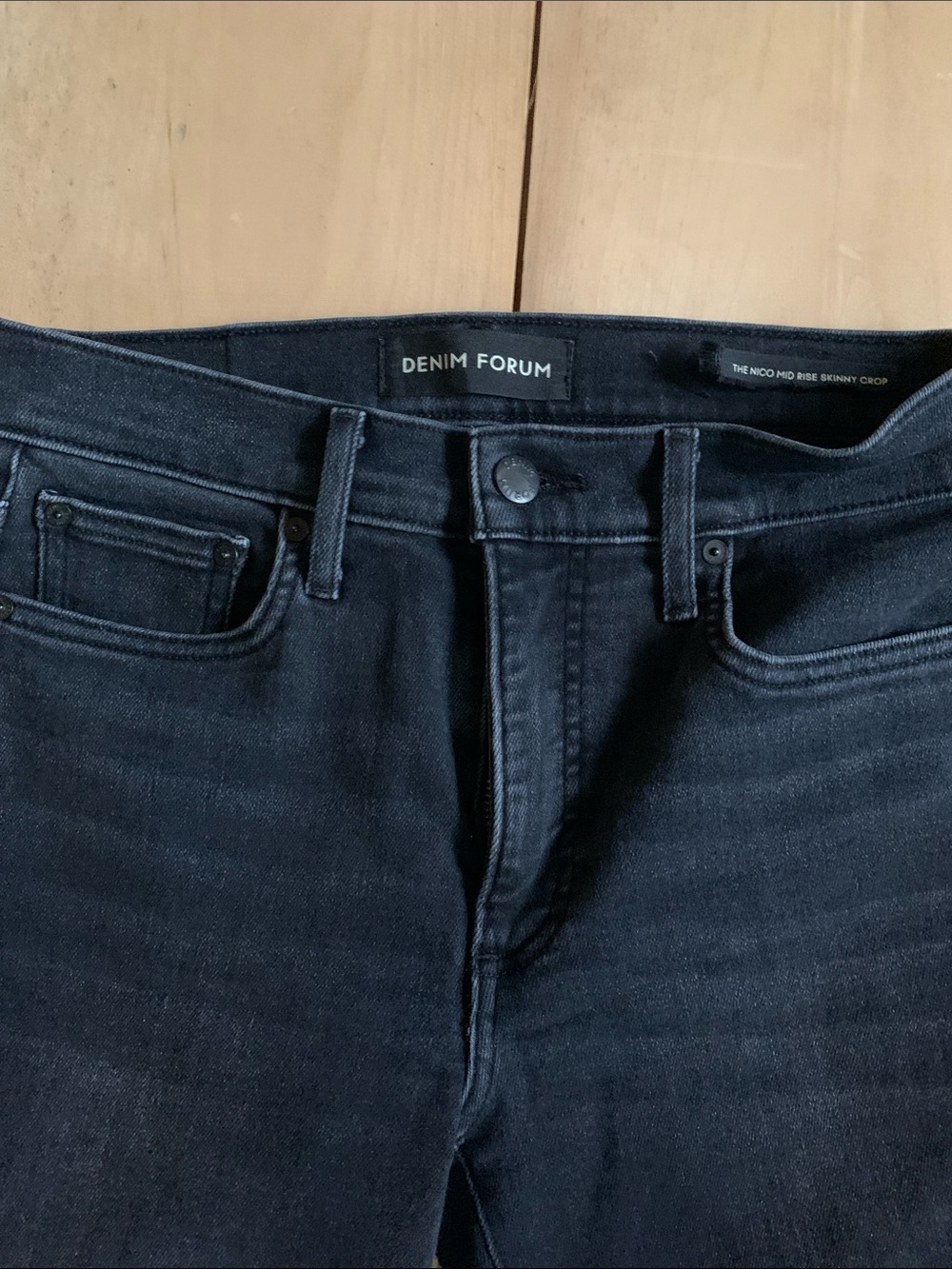 Denim Forum Black Nico Mid-Rise skinny crop Jeans - Picture 3 of 5